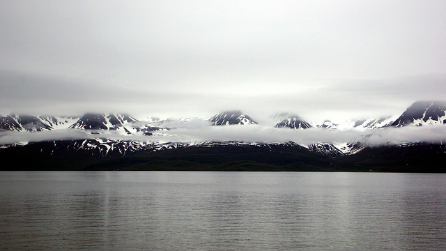 6903542009_6a52146ded_z